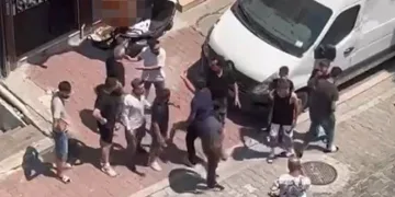 “Evimi dikizliyorsun” tartışması kavgaya dönüştü