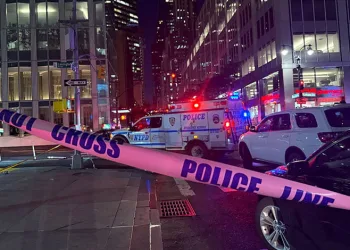 New York’ta gökdelende silahlı saldırı