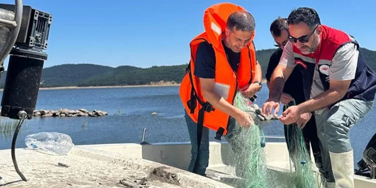 Bolu’da 2.5 kilometrelik kaçak ağ ele geçirildi