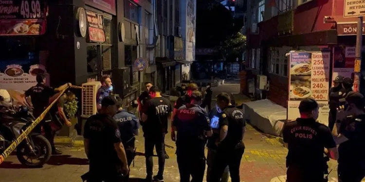 Bursa’da polise bıçak çeken şahıs tutuklandı