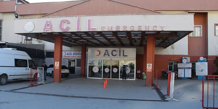 Şırnak’ta yaşlı kadın üvey oğlu tarafından darp edildi