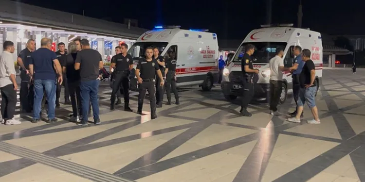 Bursa’da 14 yaşındaki çocuk 4 kişiyi bıçakladı