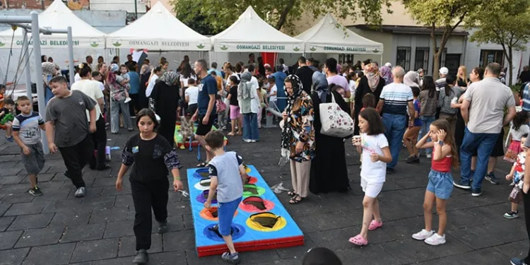 Osmangazi Belediyesi yaz coşkusunu mahallelere taşıyor