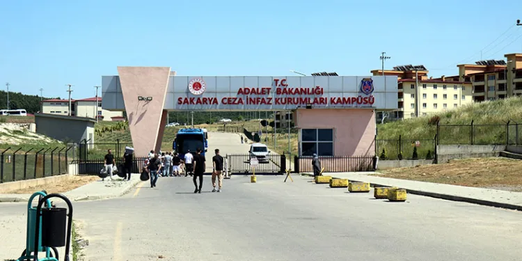 Sakarya’da cezaevinde 2 mahkum intihar etti