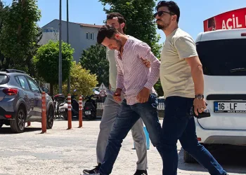 Bursa’da telefonda başlayan tartışma kanlı bitti: 1 yaralı