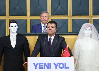 Evlilik maliyetleri kürsüde