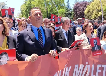 CHP’li belediyelere operasyon tepkisi