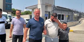 Havuza giren küçük çocuk boğularak hayatını kaybetti