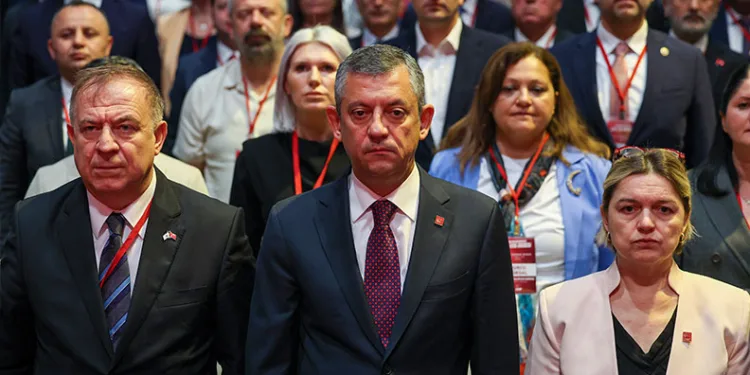 CHP Genel Başkanı Özel, Belediye Başkanları Toplantısı’na katıldı