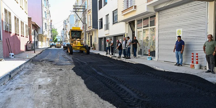 Karacabey’de asfalt seferberliği