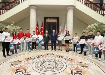 LGS şampiyonları ödüllendirildi