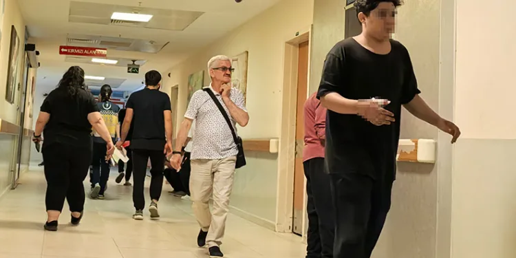 Motosiklet zincirine elini kaptıran gencin parmağı koptu
