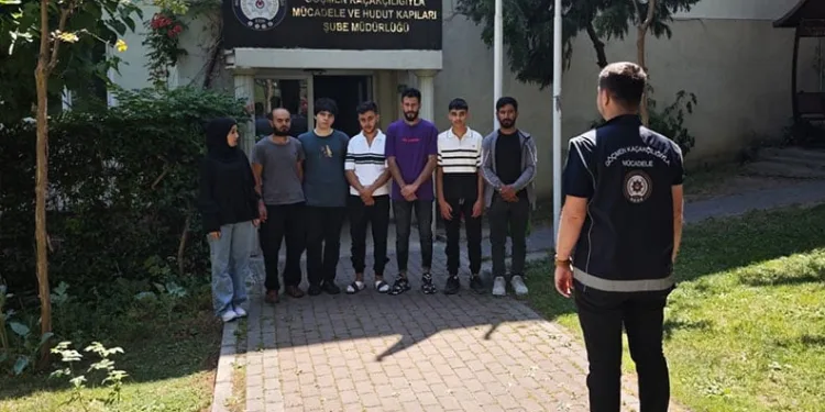 Bursa’da göçmen kaçakçılığı operasyonu