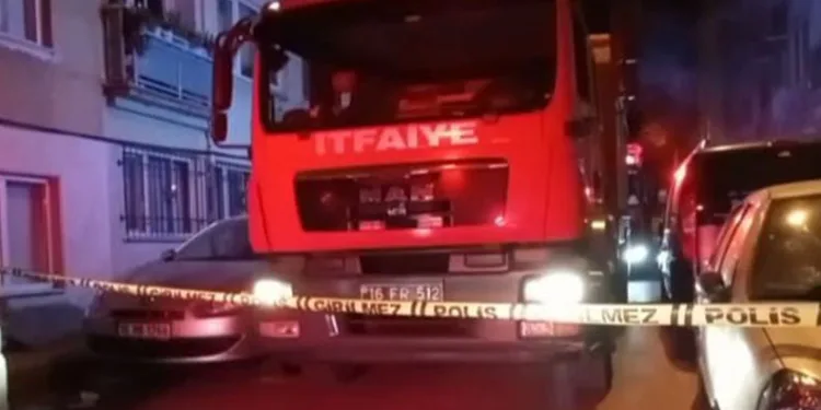 Bursa’da gece yarısı mahalleyi ayağa kaldıran yangın