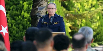 “4 PKK’lı terörist daha teslim oldu”