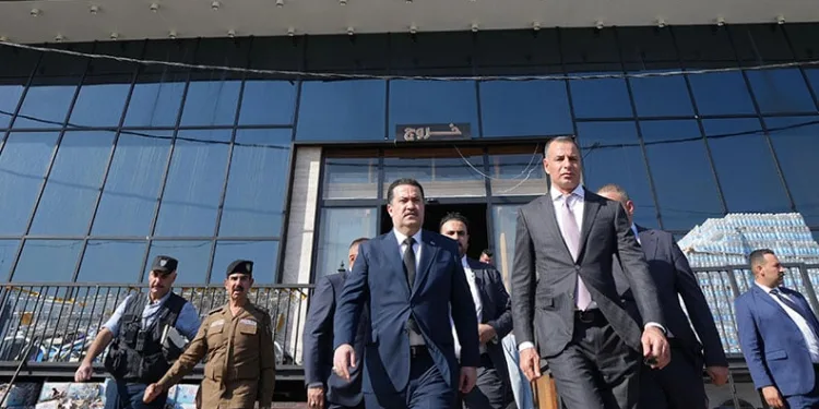 Irak Başbakanı Sudani, yangın faciasının yaşandığı alışveriş merkezinde incelemelerde bulundu