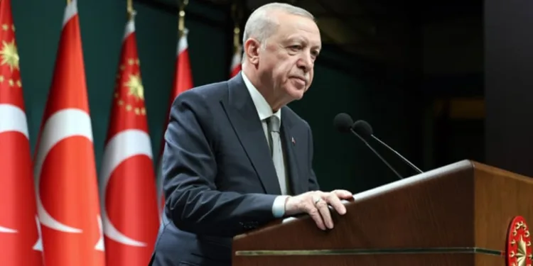 Erdoğan’dan memurlara doğum izni müjdesi