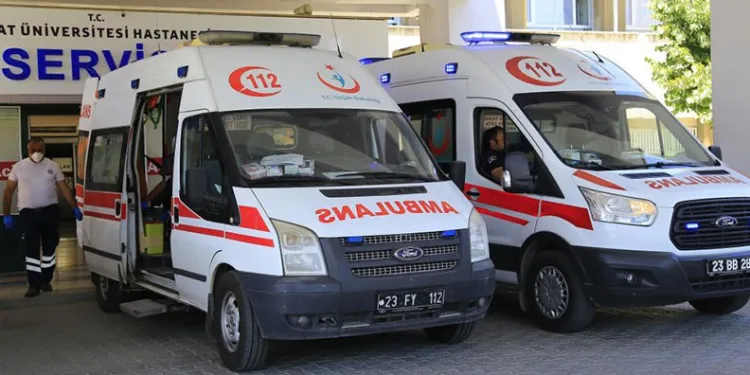 Serinlemek için göle giren kadın hayatını kaybetti
