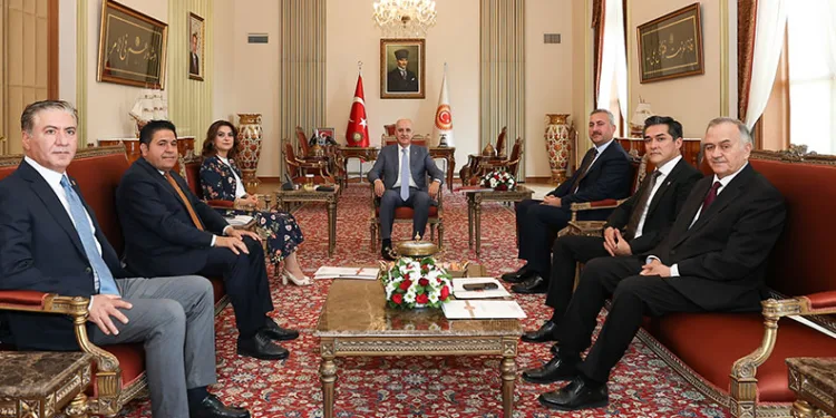 TBMM Başkanı Kurtulmuş, Meclis’te grubu bulunan siyasi partilerin grup başkanvekillerini kabul etti