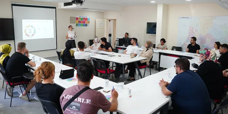 Yıldırım Belediyesi’nden bin çifte ‘Aile eğitimi”