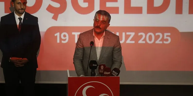 Bursa’da 170 kişi MHP’ye katıldı