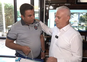 Bursa’da çocuğu ölümden kurtaran güvenlikçiye ödül