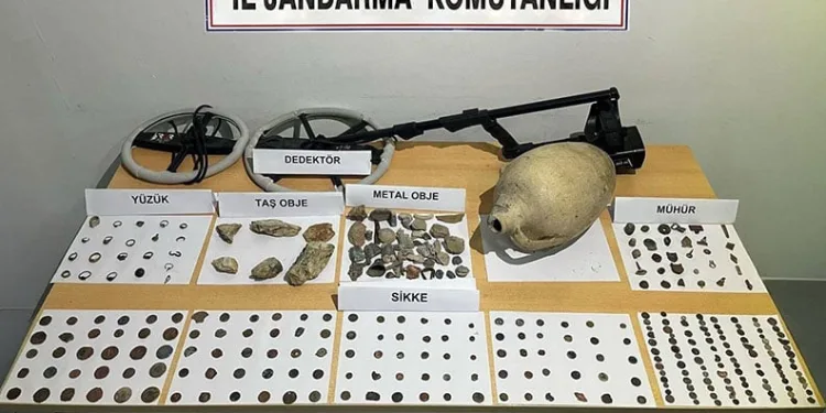 Mersin’de tarihi eser operasyonu