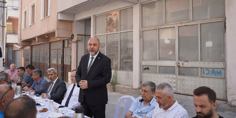 Bekir Aydın, Muradiye Mahallesi Esnaflarıyla Kahvaltıda Buluştu