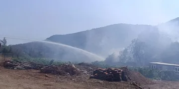 Kumluca’da makilik yangını 7 dakikada müdahale ile kontrol altın alındı