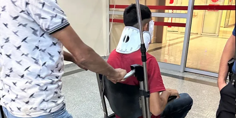 Elektrikli bisiklet ile motosiklet çarpıştı: 1 ağır yaralı