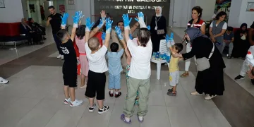 Büyükşehir’den lösemi tedavisi gören çocuklara moral