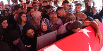 Şehit Sözleşmeli Er Ahmet Kuşak, son yolculuğuna uğurlandı