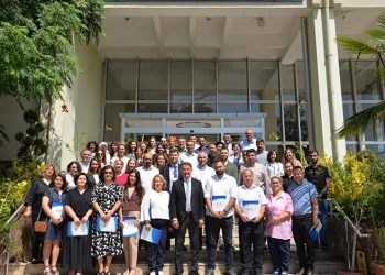 BUÜ’de başarılı akademisyenler ödüllendirildi