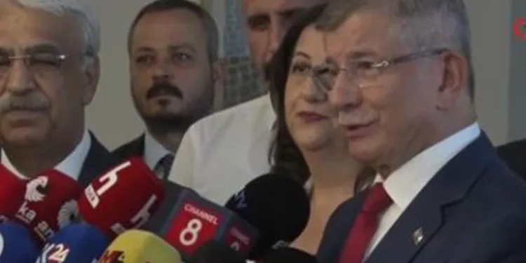 DEM Parti heyetinden Davutoğlu’na ziyaret