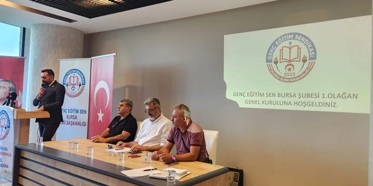 Genç Eğitim Sendikası Bursa’da açıldı