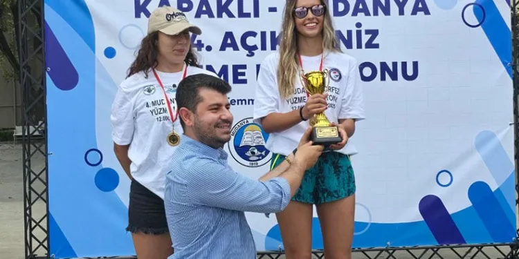 4. Açık Deniz Yüzme Maratonu Mudanya’da neticelendi