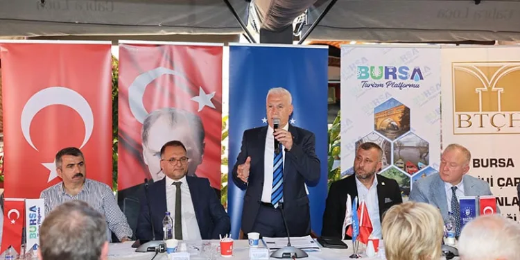 “Bursa turizmi için taşın altına elimizi değil, gövdemizi koyduk”