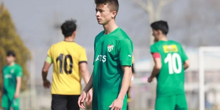 Bursaspor’dan 4 oyuncu, Nilüfer FK’da