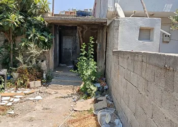 Annesini döverek öldürdü, bayıldı diye yardım istedi