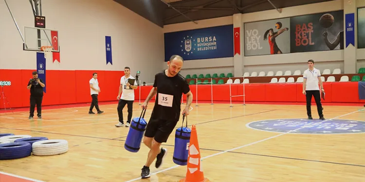 Zabıta olmak için parkurda ter döktüler