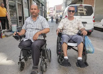 Bursa’da engele takılmadan ibadet etmek istiyorlar