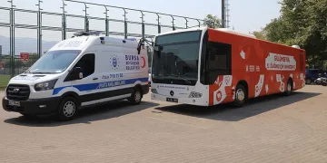 Büyükşehir, yangın bölgesindeki yaraları sarmaya başlıyor