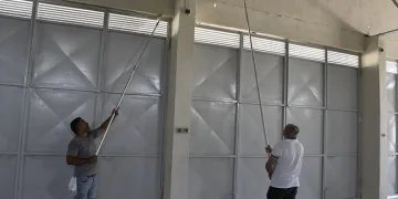 Belediye ekipleri, boya-badana ve tadilat hizmetiyle yüzleri güldürdü