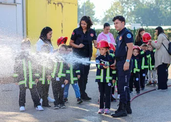 Bursa İtfaiyesi’nden öğrencilere yangın güvenliği eğitimi