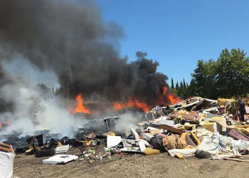 Bursa’da katı atık depolama alanında yangın