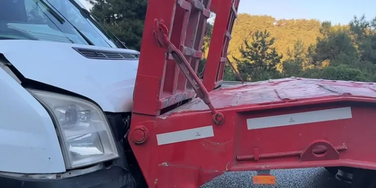 Bursa’da Kaçak Kıyafet Operasyonu