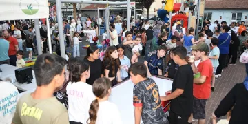 Bursa’da seyyar satıcılar ile zabıta arasında gerginlik