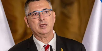 Antalya-Alanya arası 36 dakikaya iniyor