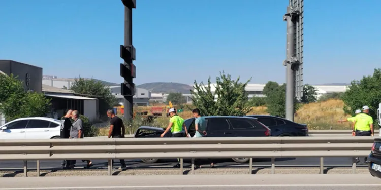Bursa’da zincirleme kaza: 1 yaralı