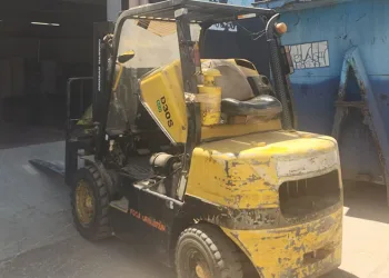 Scooterli gencin tehlikeli yolculuğu kamerada